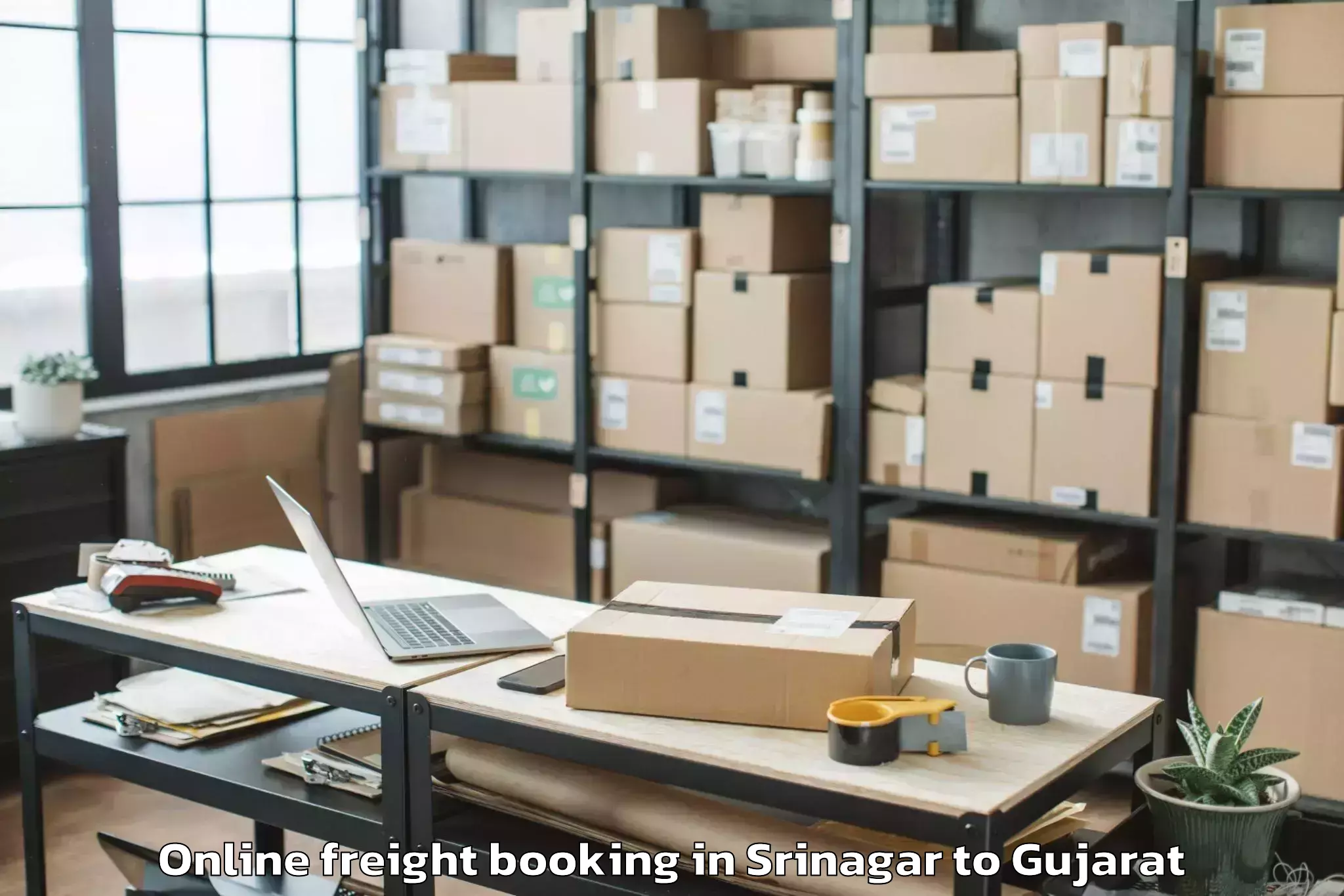 Top Srinagar to Vanthali Online Freight Booking Available